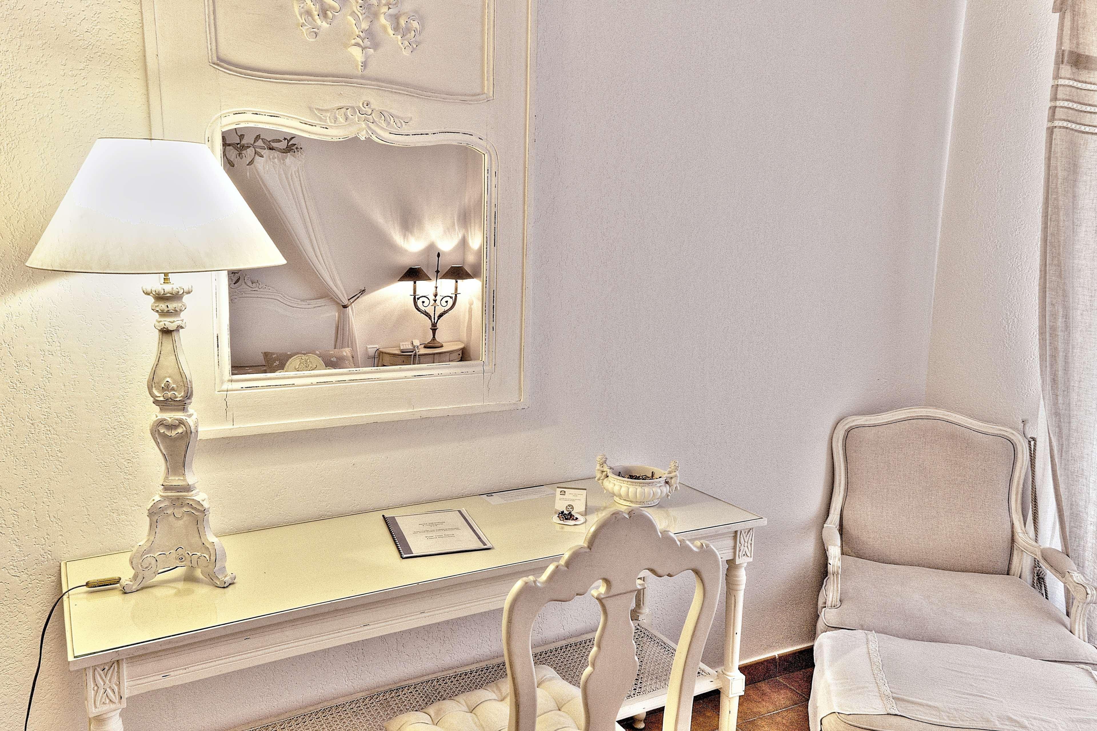 Best Western L'Orangerie Ним Екстериор снимка