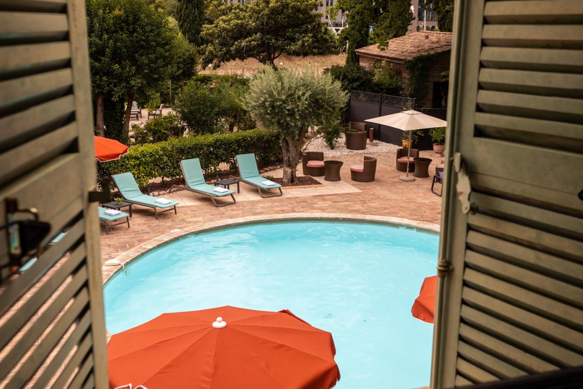 Best Western L'Orangerie Ним Екстериор снимка