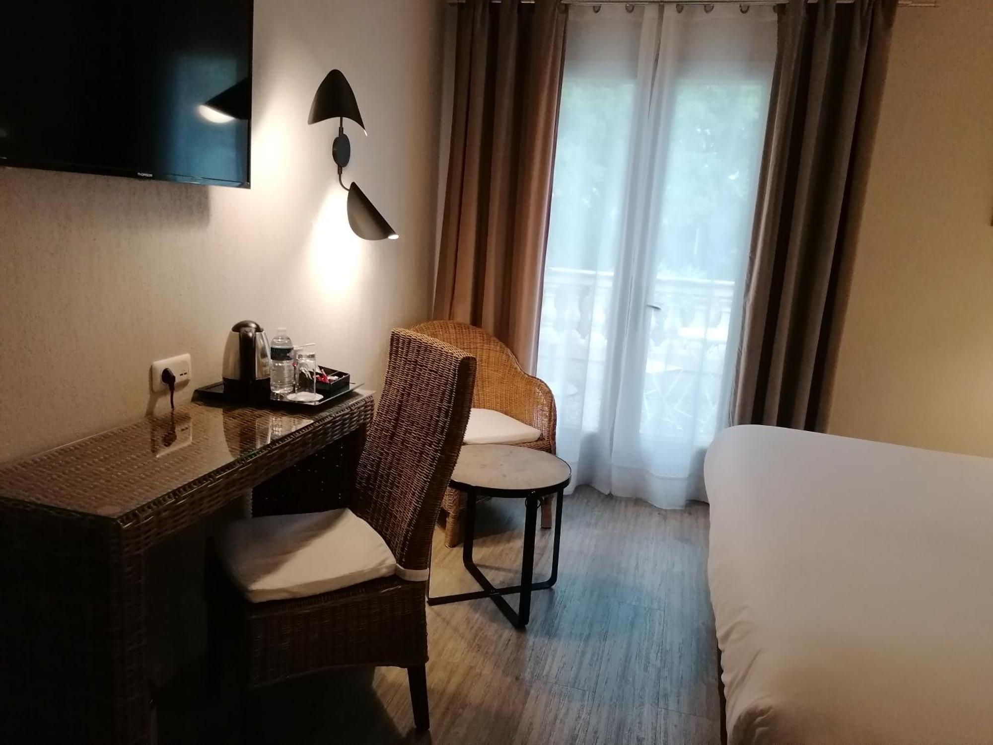Best Western L'Orangerie Ним Екстериор снимка