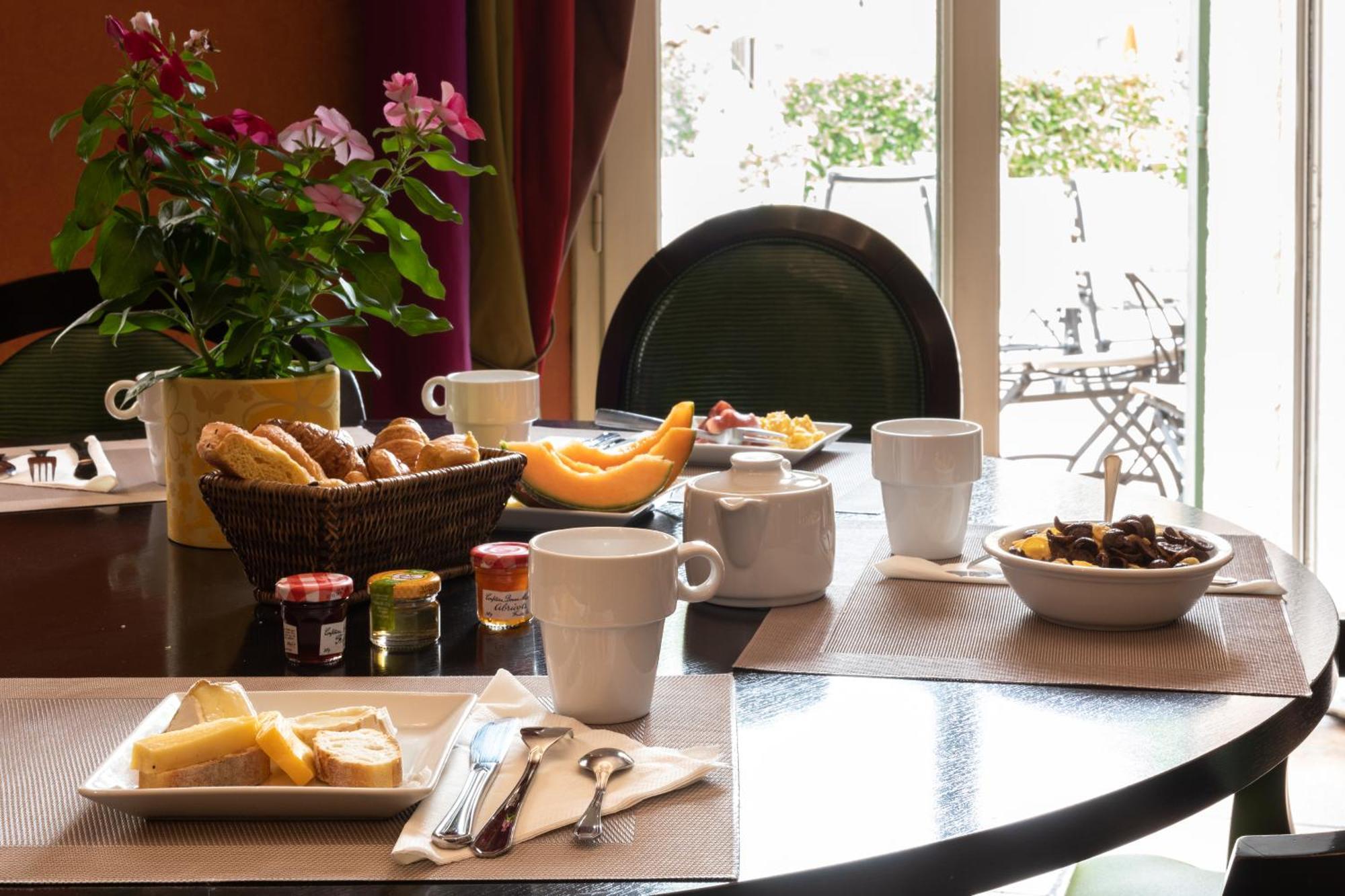 Best Western L'Orangerie Ним Екстериор снимка